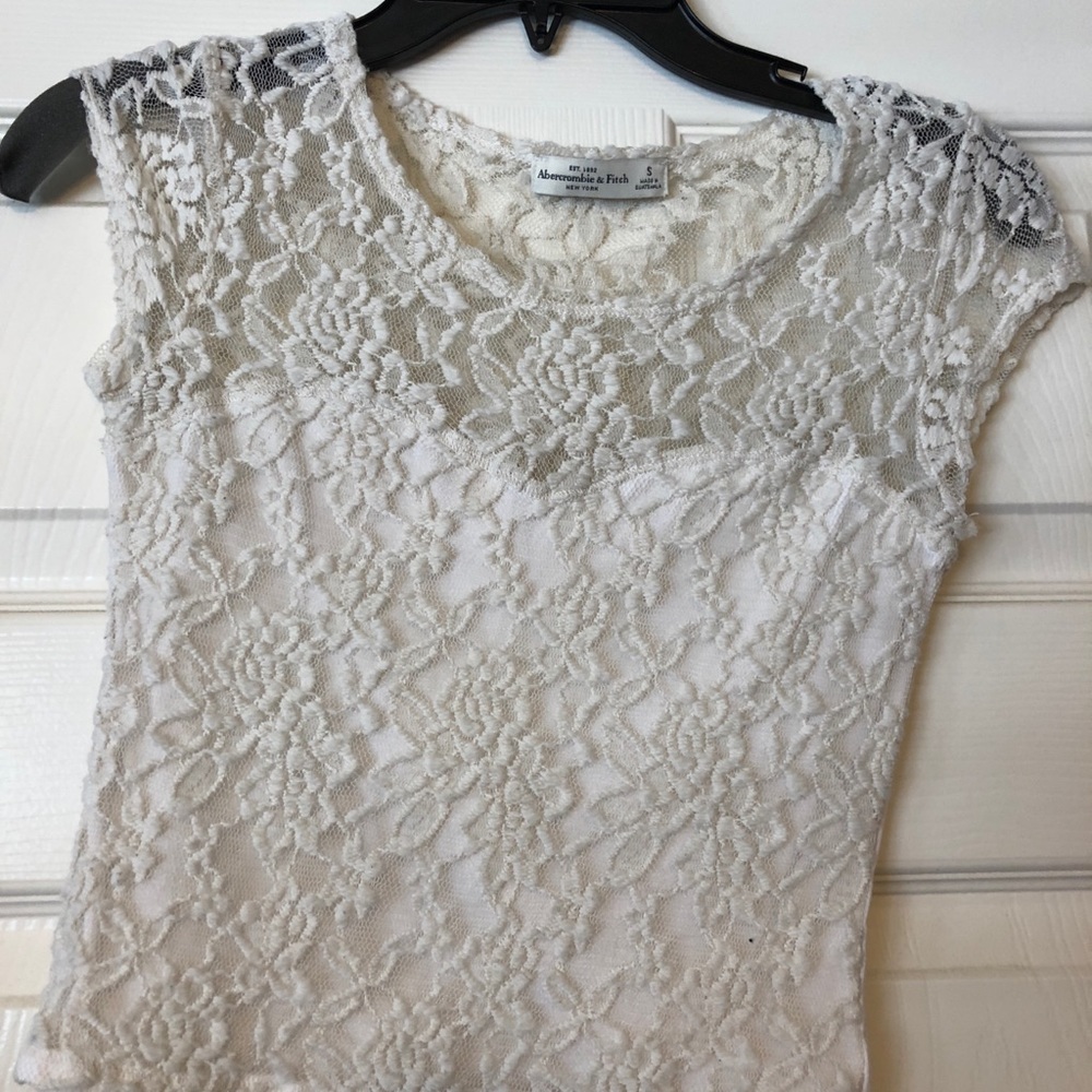 Abercrombie and Fitch white lace crop top